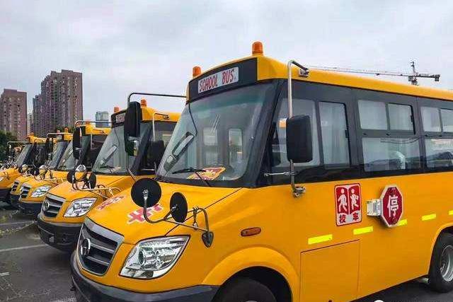 吉林長春：直屬二中隊走進轄區校園開展校車安全教育會議