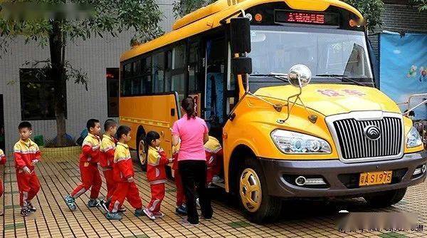 新疆：石河子強化校車安全管理！