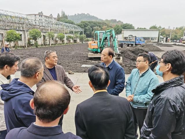 紹興:內(nèi)蒙古自治區(qū)代表團(tuán)蒞臨上虞考察校車智能防碰撞安全系統(tǒng) 紹興:內(nèi)蒙古自治區(qū)代表團(tuán)蒞臨上虞考察校車智能防碰撞安全系統(tǒng)