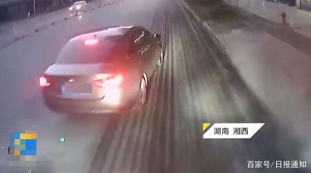 驚險!湖南一校車遭惡意別車1分19秒,車上搭載28名小學生 驚險!湖南一校車遭惡意別車1分19秒,車上搭載28名小學生