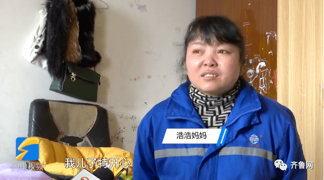 我是你的雙腿！山東56歲“校車爸爸”背起“漸凍”男孩上學