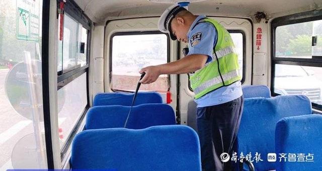 開(kāi)學(xué)首周，德州交警直屬四大隊(duì)開(kāi)展校車(chē)安全檢查護(hù)航開(kāi)學(xué)季