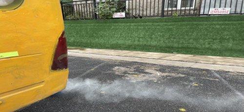 昌圖北山小學校車遇險逃生演練