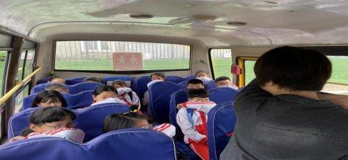 昌圖北山小學校車遇險逃生演練