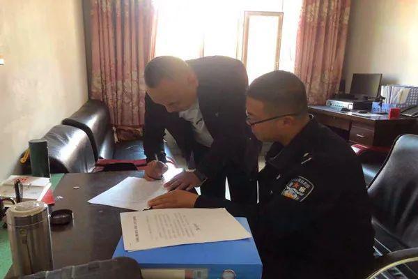 集寧交管大隊積極強化校車源頭安全檢查排除校園安全隱患