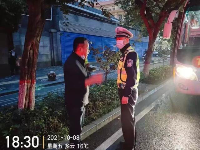 6點半問題 西安交警解決家長學校煩心事 6點半問題 西安交警解決家長學校煩心事
