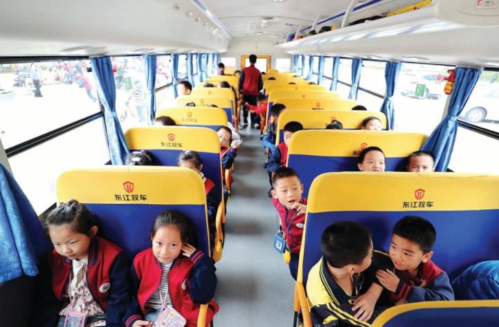 設護學崗校車公交化……惠州多方聯動紓解學校周邊交通擁堵