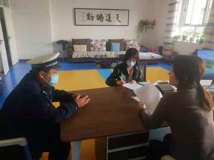 守法規知禮讓安全文明出行|校車安全大檢查,為孩子們的上下學路保駕護航! 守法規知禮讓安全文明出行|校車安全大檢查,為孩子們的上下學路保駕護航!