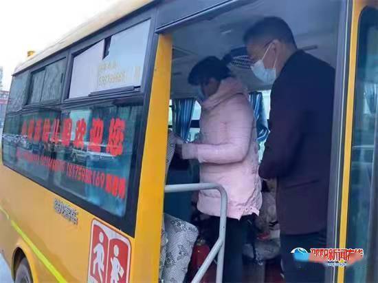 邵陽縣：黃先平開展校車安全常態化檢查