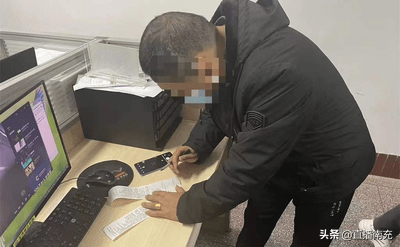 南充交警迅速查處一起校車不禮讓行人交通違法行為