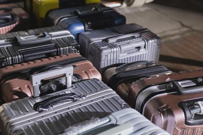 西安思源學院溫情校車助學子安全返鄉回家團圓/ 西安思源學院溫情校車助學子安全返鄉回家團圓