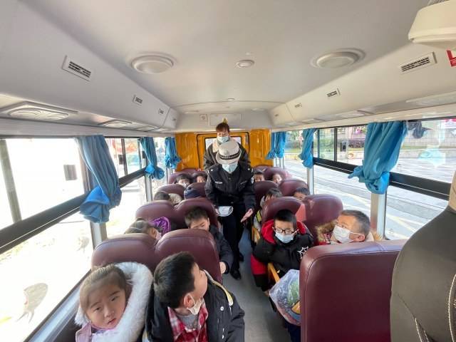 古田交警大隊(duì)開展開學(xué)季校車安全檢查筑牢安全防線