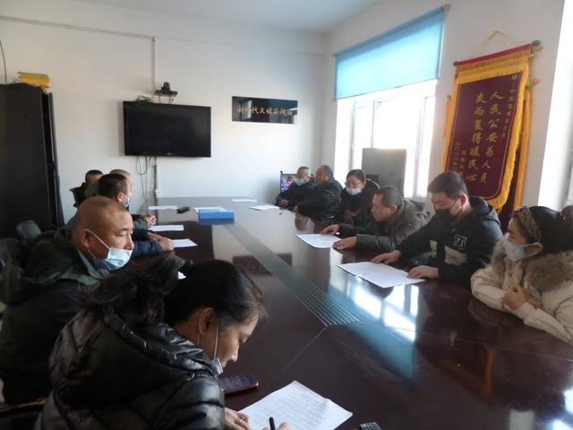 四平交管支隊開展校車安全管理工作 確保新學期中小學生乘車安全 四平交管支隊開展校車安全管理工作 確保新學期中小學生乘車安全