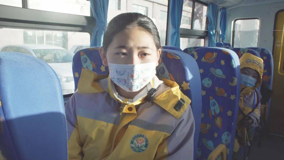 走起!跟著記者一起體驗錫林浩特校車 走起!跟著記者一起體驗錫林浩特校車