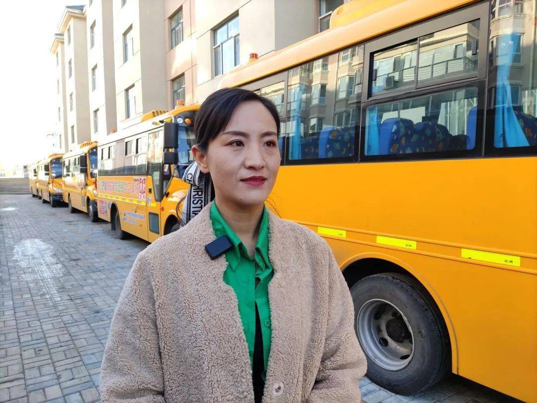 走起!跟著記者一起體驗錫林浩特校車 走起!跟著記者一起體驗錫林浩特校車