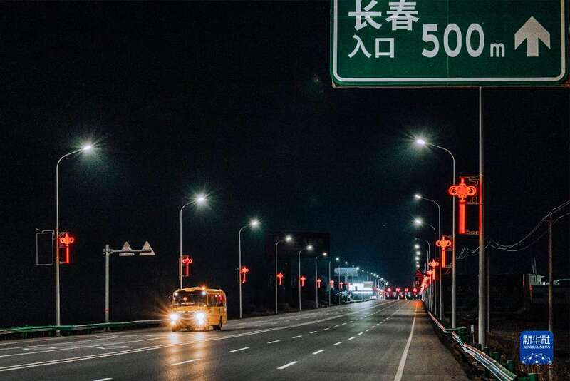 疫情下往返于長春、梅河口的“校車”