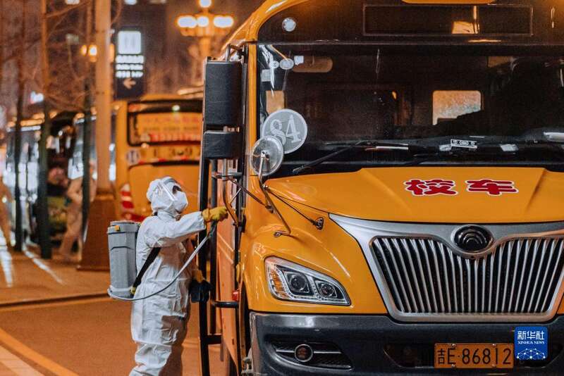 疫情下往返于長春、梅河口的“校車”