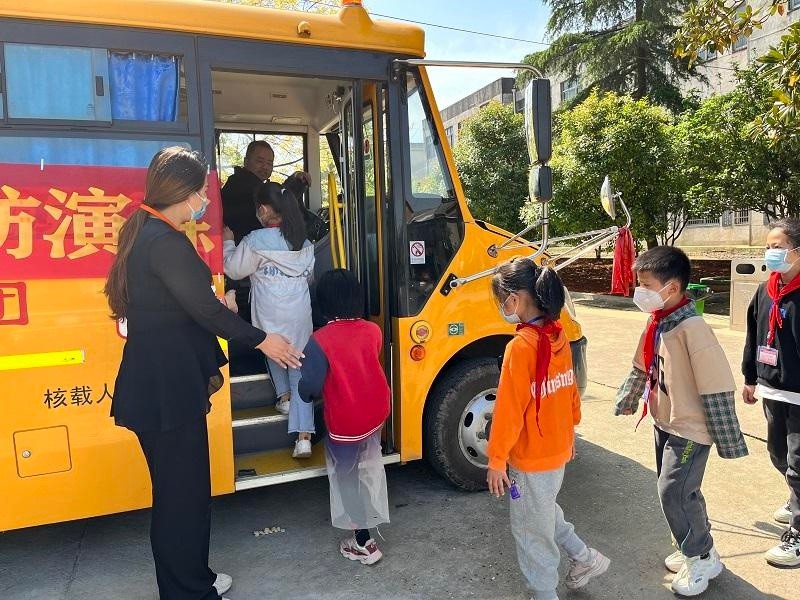 漢壽縣鴨子港小學：校車安全常演練，平安出行永相伴