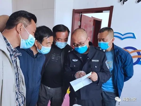 海晏縣公安局組織開展校車駕駛員毛發檢測/ 海晏縣公安局組織開展校車駕駛員毛發檢測