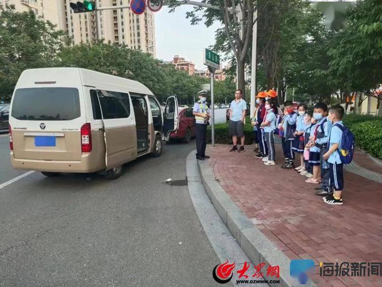“黑校車”嚴重超員被查處!臨沂交警直屬三大隊切實強化學生接送車輛交通安全監管 “黑校車”嚴重超員被查處!臨沂交警直屬三大隊切實強化學生接送車輛交通安全監管