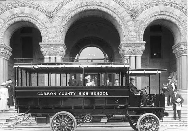「汽博線上看展」校車安全體驗營——北京汽車博物館未來創想系列微展 「汽博線上看展」校車安全體驗營——北京汽車博物館未來創想系列微展