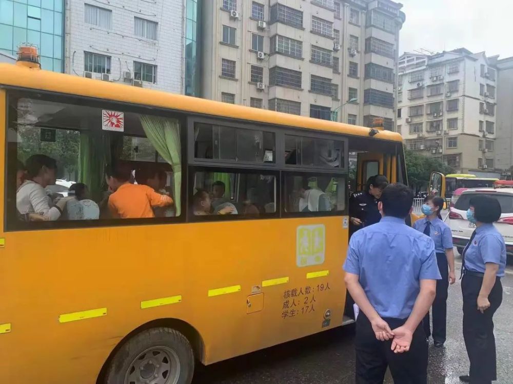 檢察建議“回頭看”,筑牢校車運營安全“防護網(wǎng)” 檢察建議“回頭看”,筑牢校車運營安全“防護網(wǎng)”