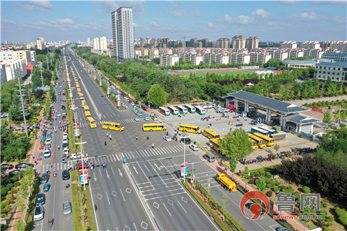 萊西：交運為2500名高考生提供交通保障