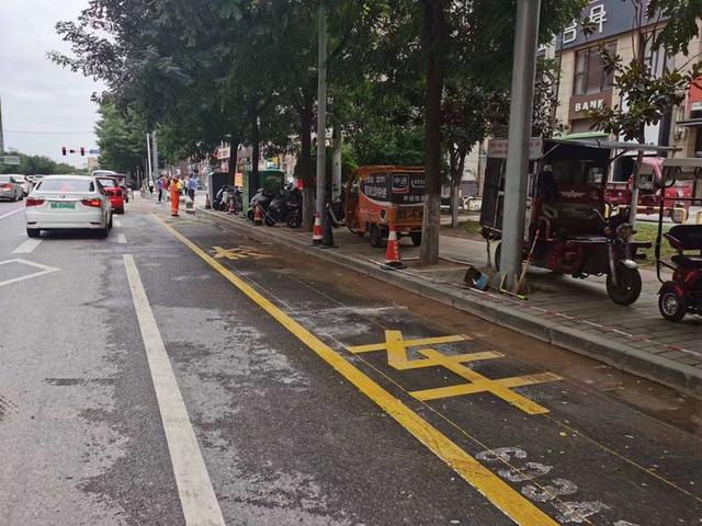 我為群眾辦實事｜西安雁塔交警：用“小車位”解決“大問題”