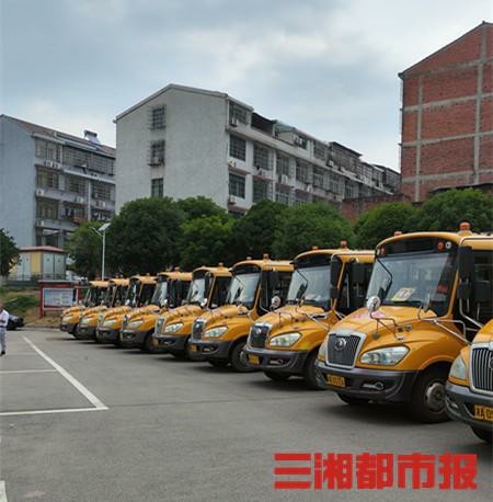 校車運行18年零投訴、零事故,這些科技在給孩子們護航 校車運行18年零投訴、零事故,這些科技在給孩子們護航