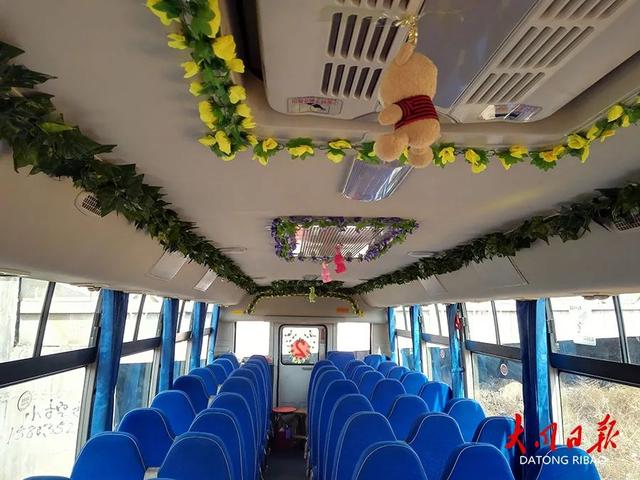 110輛“大鼻子”車,109條線路!國營校車護(hù)航孩子上學(xué)路 110輛“大鼻子”車,109條線路!國營校車護(hù)航孩子上學(xué)路