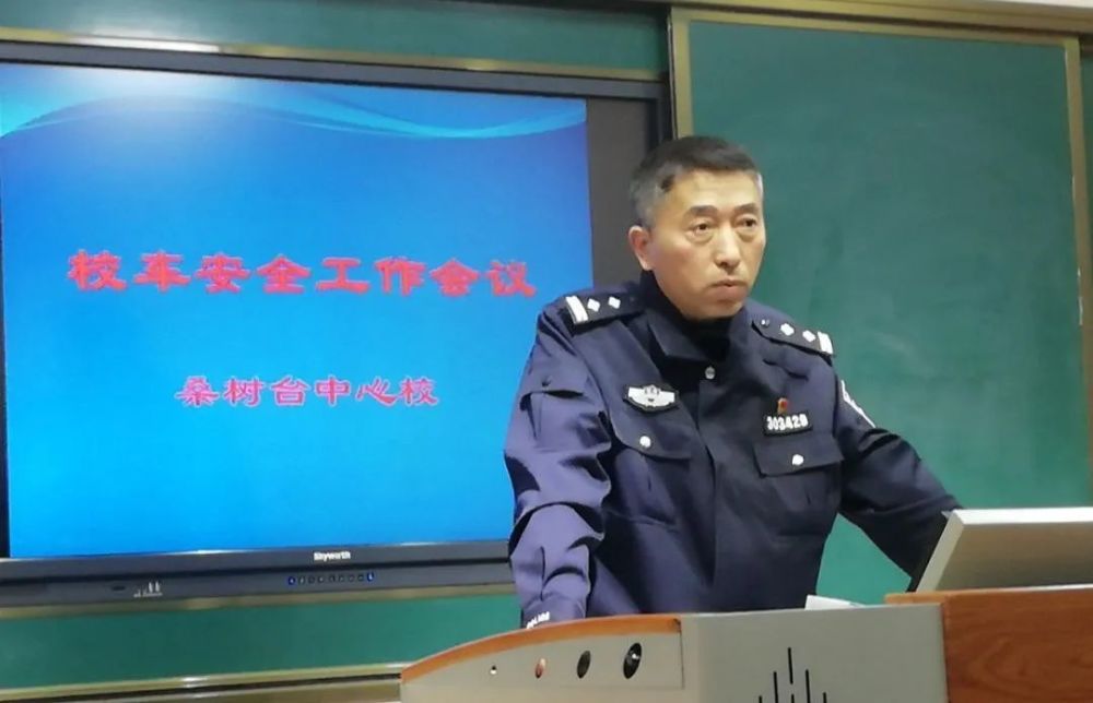 公主嶺:切實(shí)加強(qiáng)校車及學(xué)生接送車輛安全管理 公主嶺:切實(shí)加強(qiáng)校車及學(xué)生接送車輛安全管理