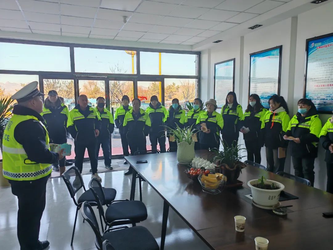 校車安全無小事 學生安全大于天 | 交通安全月 圖片