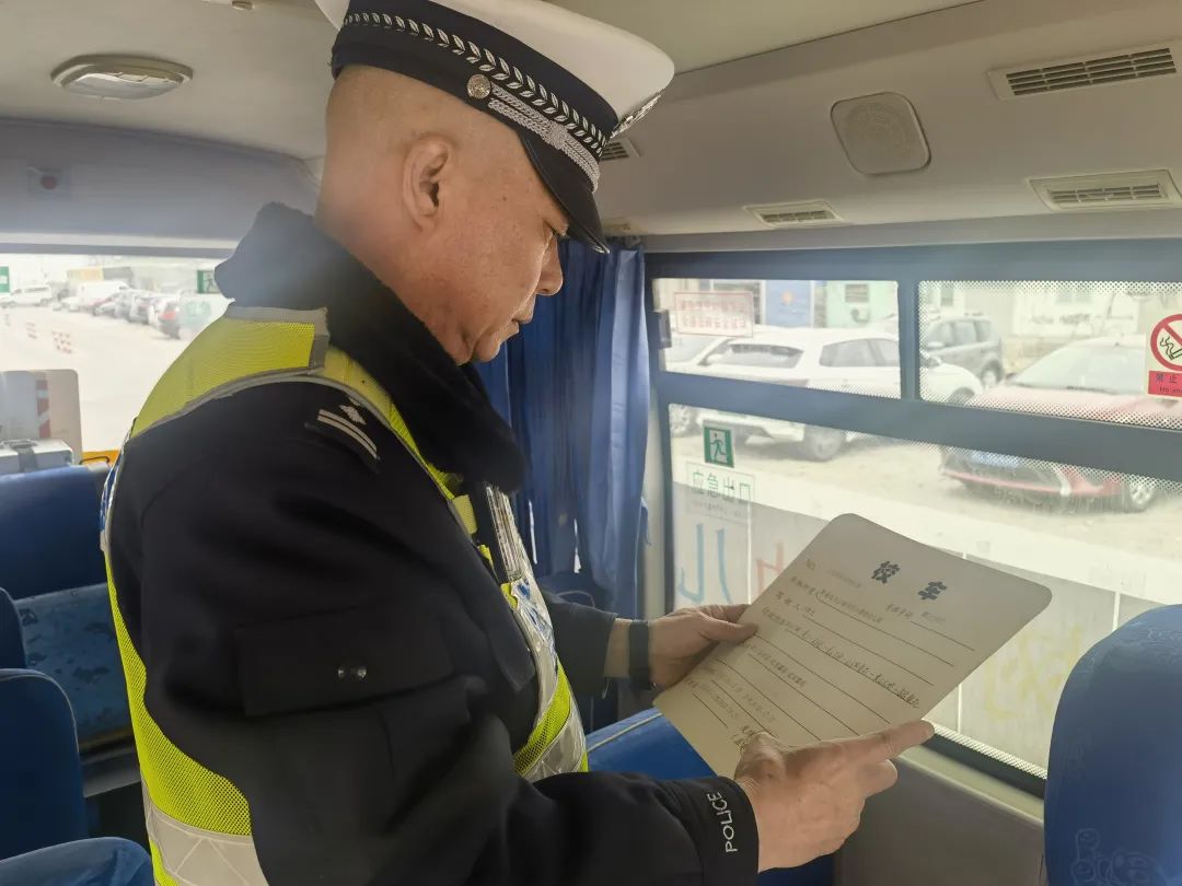 強化校車安全檢查 擰緊出行“安全閥” 圖片