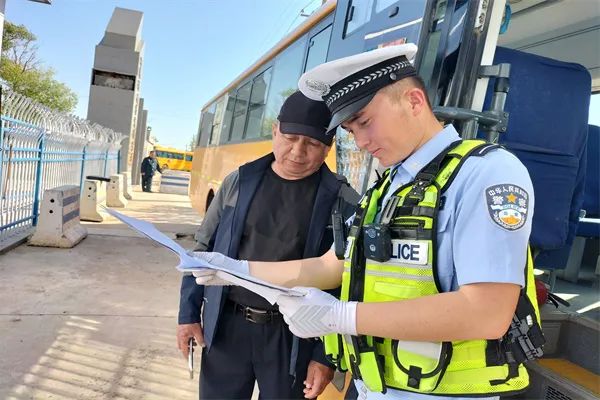 七進宣傳|阿勒泰市公安局交警大隊深入學校開展校車安全隱患檢查工作 圖片