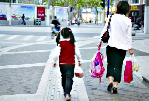 心聲：孩子的接送問題，其實(shí)我們可以更“任性”