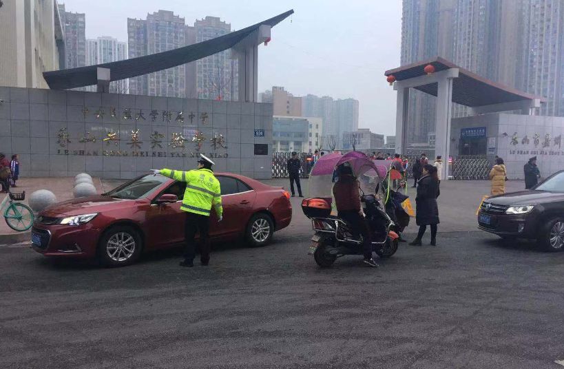 復課在即，樂山交警五項舉措為莘莘學子撐起“平安傘”！