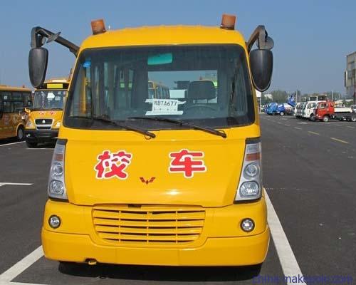 網上評論中國最安全，但為什么學生上下學家長還要接送？