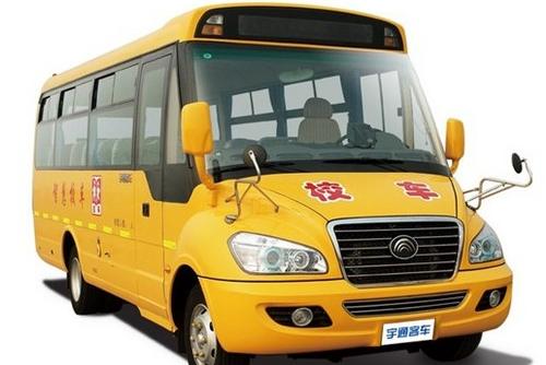 發(fā)展專營校車服務(wù)公司保證學(xué)生乘車安全