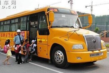 河南省的非專用校車計劃于2016年9月前淘汰