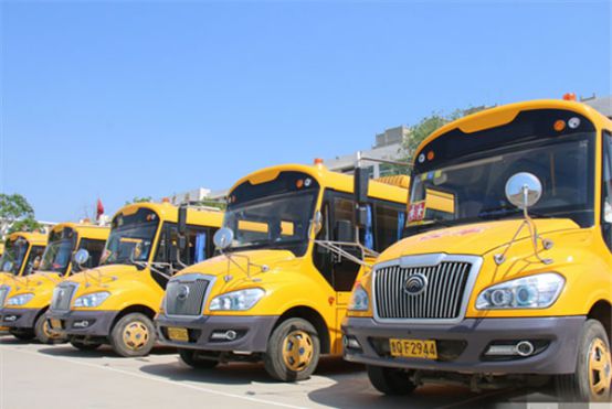 宇通客車普及校車安全問題 為全行業樹立典范