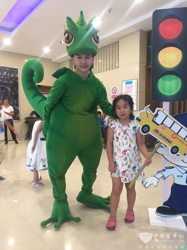 漫漫暑期 《神奇校車》親子劇邀你赴一場充滿童真的別樣旅程