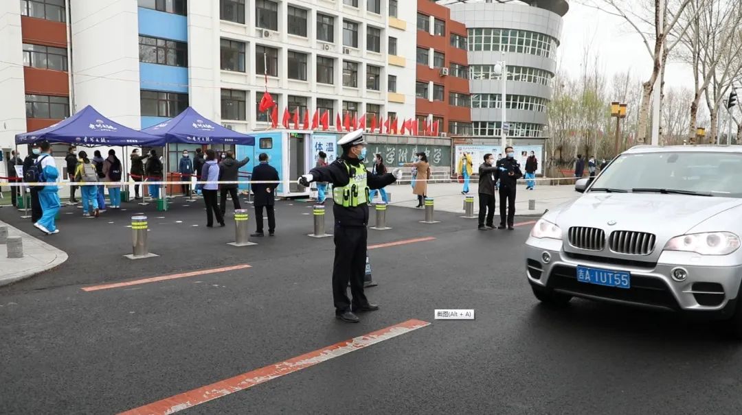 全省交警多策并舉 全力為中小學(xué)生開(kāi)學(xué)保駕護(hù)航