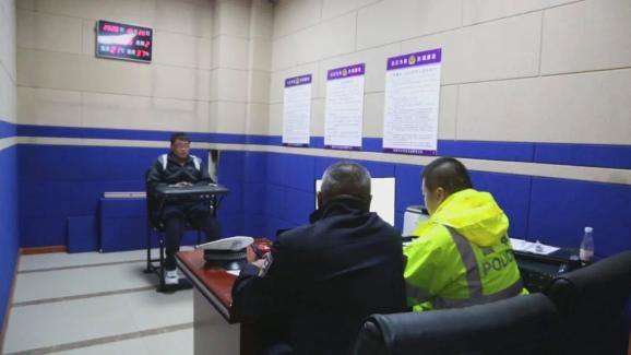 一線微觀 | 驚險(xiǎn)！松原兩臺“黑校車”現(xiàn)形記