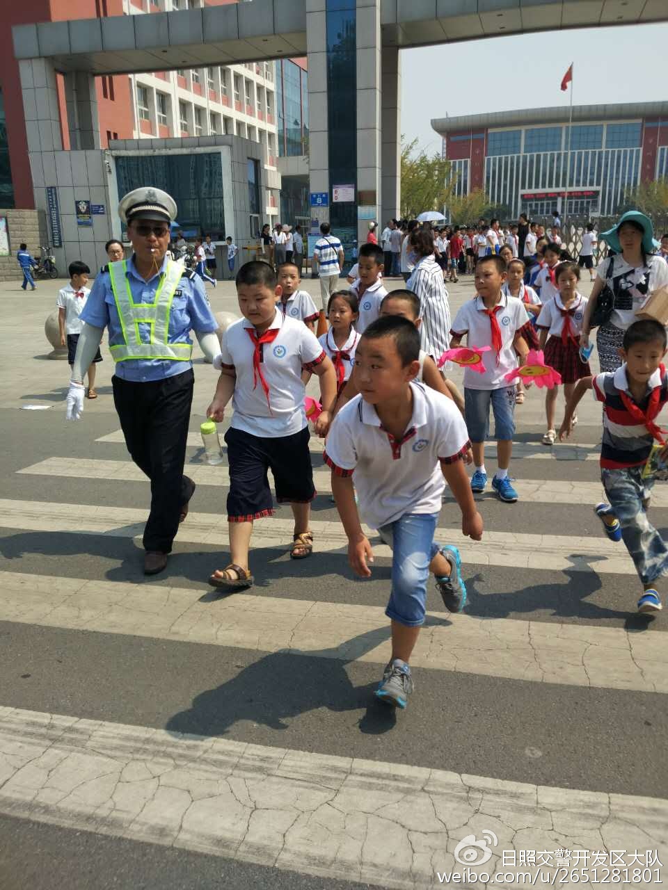 開學(xué)第一課學(xué)什么：安全！