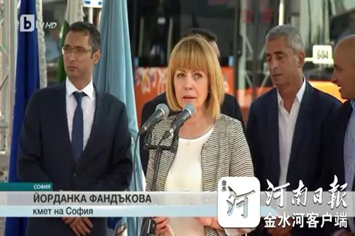 百輛宇通客車交付保加利亞首都 中國客車首次批量走進歐洲