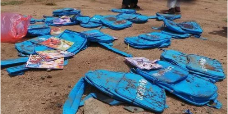 富國空軍用上百萬炸彈掀翻校車 窮國百姓只能挖土安葬遇難兒童