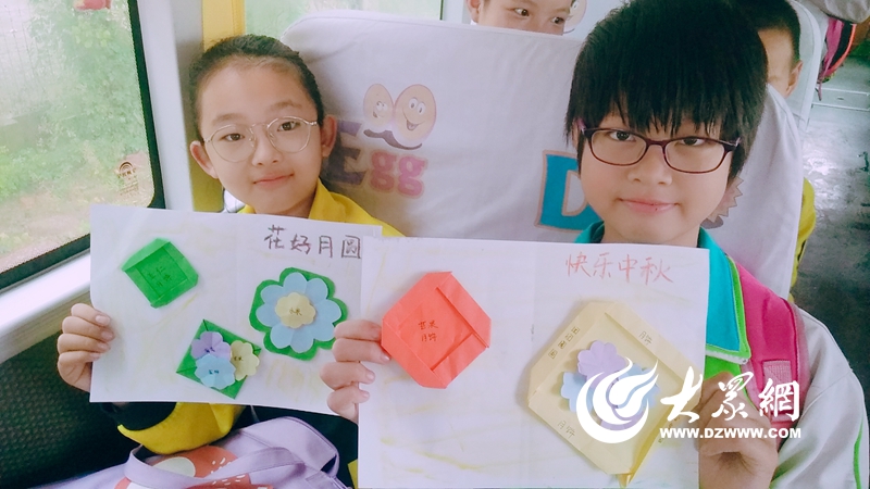 膠州溫馨校車開展“花好月圓，快樂中秋”流動課堂