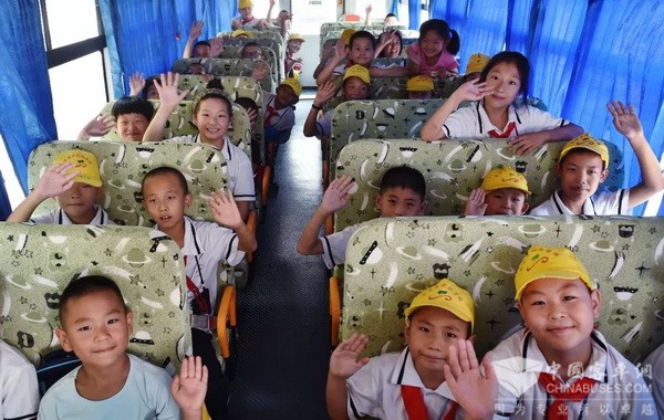 山東省:東營“油地”攜手共建 中通智慧校車服務無憂 山東省:東營“油地”攜手共建 中通智慧校車服務無憂