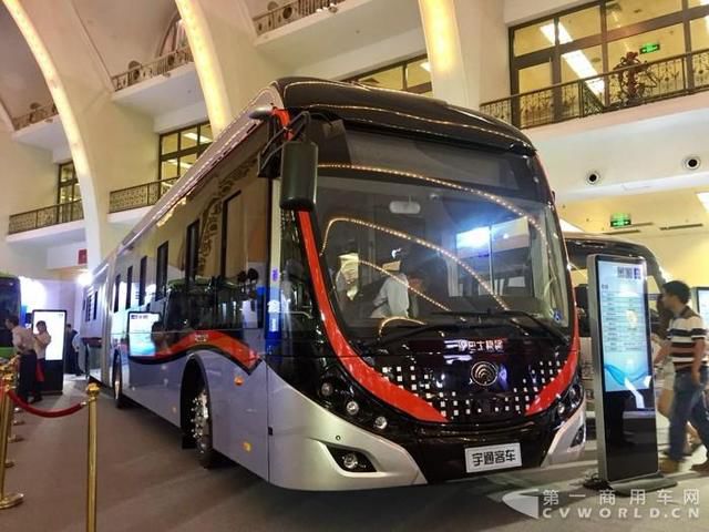 智能化與高端化產品亮相 宇通打響道路運輸第一槍