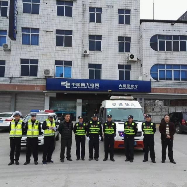 連平交警大隊開展校車專項整治行動